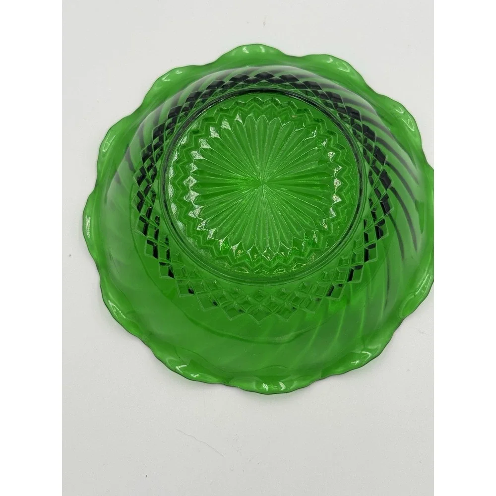 Vintage Anchor Hocking Forest Green Glass Bowl in Diamond Swirl Pattern